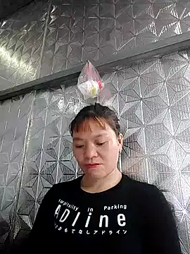 Snapshot of lya_sexyy chatting on May 21, 2026, 10:45 am lya sexyy online show from May 21, 2026, 10:45 am