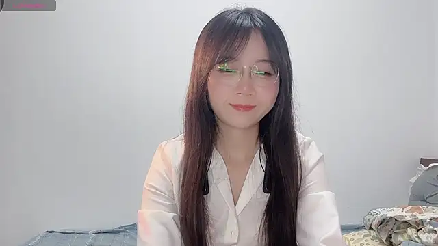 Snapshot of 77-Vicky chatting on June 8, 2026, 1:22 am 77-Vicky online show from June 8, 2026, 1:22 am