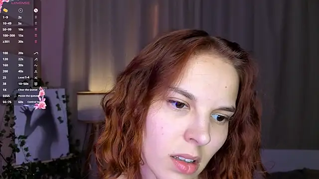 Snapshot of SinaHogsette chatting on June 11, 2026, 2:53 am SinaHogsette online show from June 11, 2026, 2:53 am
