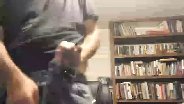 Snapshot of icebergXpress chatting on July 11, 2026, 6:24 am icebergXpress online show from July 11, 2026, 6:24 am