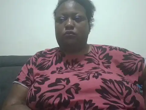 Snapshot of fat_ebonyqueen chatting on July 5, 2026, 6:26 pm fat ebonyqueen online show from July 5, 2026, 6:26 pm