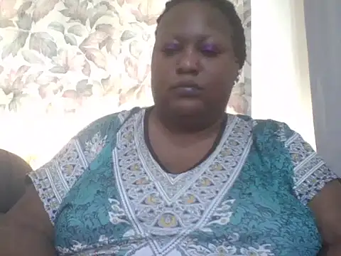 Snapshot of fat_ebonyqueen chatting on June 22, 2026, 5:59 am fat ebonyqueen online show from June 22, 2026, 5:59 am