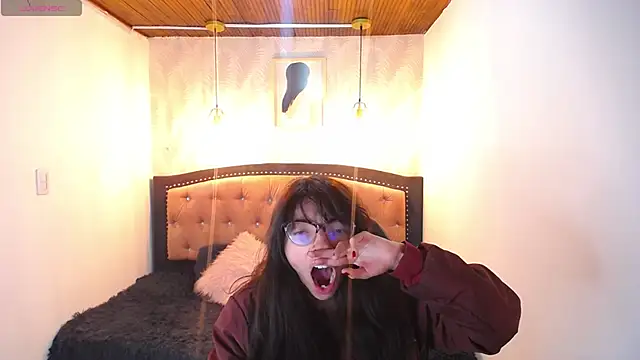 Allyshon  online show from June 17, 2026, 7:57 pm