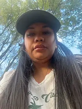 Snapshot of NoahJade chatting on June 26, 2026, 11:21 pm NoahJade online show from June 26, 2026, 11:21 pm