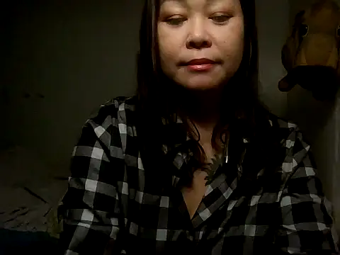 Snapshot of OliviaDreame chatting on May 21, 2026, 6:11 am OliviaDreame online show from May 21, 2026, 6:11 am