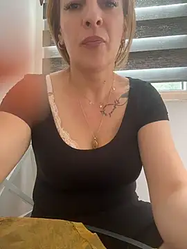Hot-Milf4U online show from June 23, 2026, 11:30 am