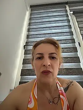 Hot-Milf4U online show from July 14, 2026, 2:56 pm