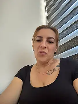 Hot-Milf4U online show from June 15, 2026, 1:55 pm