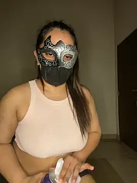 LioraWance online show from June 25, 2026, 5:18 pm