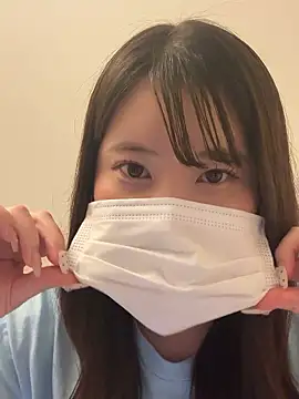 Asuna 00 online show from May 23, 2026, 12:37 pm