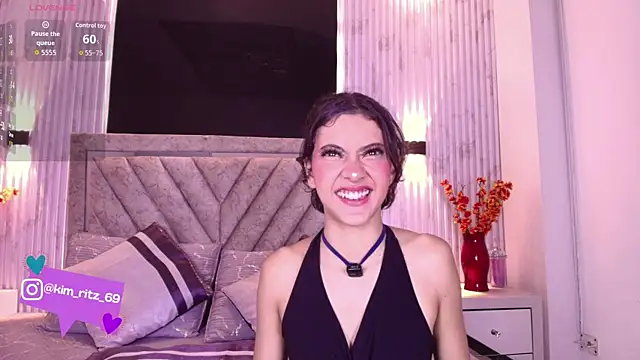 Snapshot of Kim_Ritz chatting on June 10, 2026, 8:21 pm Kim Ritz online show from June 10, 2026, 8:21 pm
