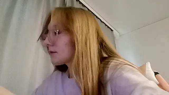 LauraTurber online show from May 24, 2026, 3:34 pm
