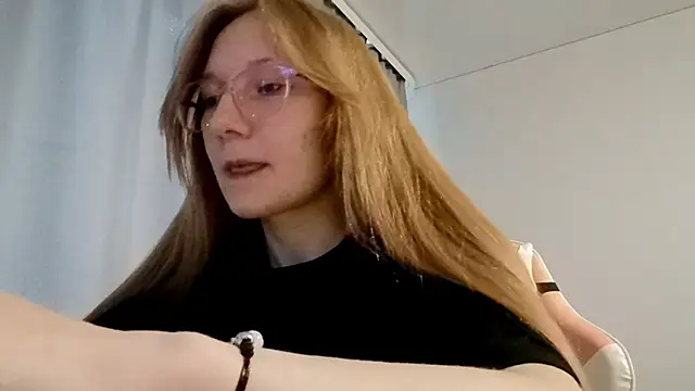 LauraTurber online show from May 26, 2026, 3:10 pm