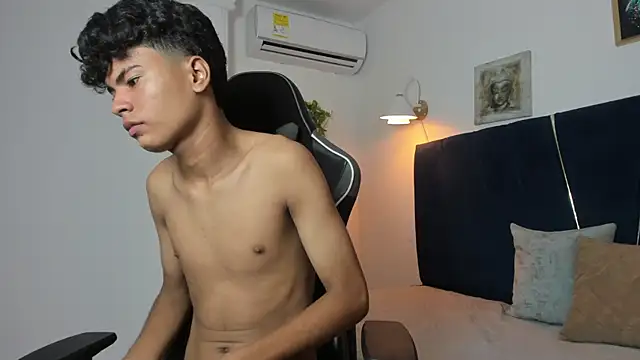 jacob cum23 online show from June 13, 2026, 2:26 pm