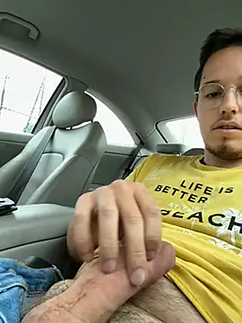 Gio232 online show from June 2, 2026, 3:23 pm
