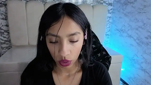 Adarasuri v online show from June 11, 2026, 3:03 am