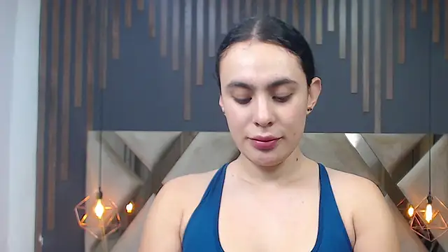MartinaaFit online show from June 10, 2026, 11:55 am