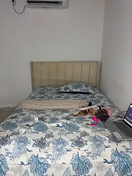 Snapshot of valentinams chatting on June 11, 2026, 6:21 am valentinams online show from June 11, 2026, 6:21 am