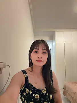 yangyang 218 online show from May 21, 2026, 4:21 am