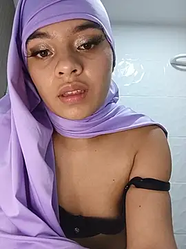 Snapshot of Samira_1 chatting on July 2, 2026, 3:45 am Samira 1 online show from July 2, 2026, 3:45 am