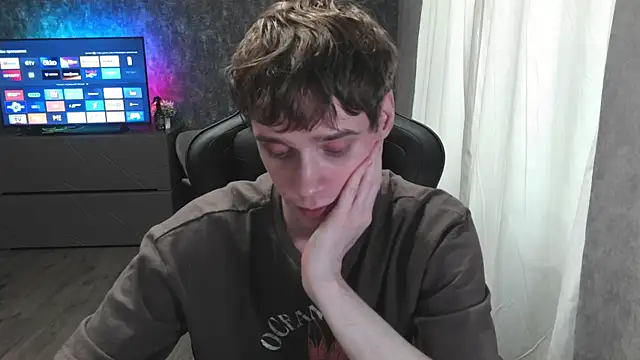 Snapshot of Gaarty chatting on July 16, 2026, 3:14 am Gaarty online show from July 16, 2026, 3:14 am