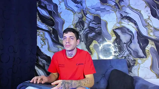 Snapshot of boy_max_latin chatting on May 24, 2026, 5:07 am boy max latin online show from May 24, 2026, 5:07 am
