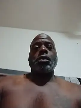 Tremainebigg online show from July 9, 2026, 8:41 pm