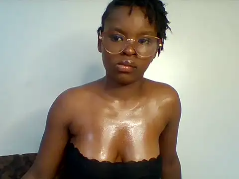 Snapshot of hot_cammy chatting on June 15, 2026, 6:35 am hot cammy online show from June 15, 2026, 6:35 am
