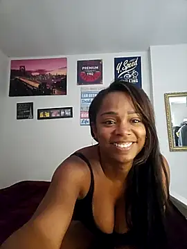 Snapshot of BlackDiamonddd chatting on June 1, 2026, 12:05 pm BlackDiamonddd online show from June 1, 2026, 12:05 pm
