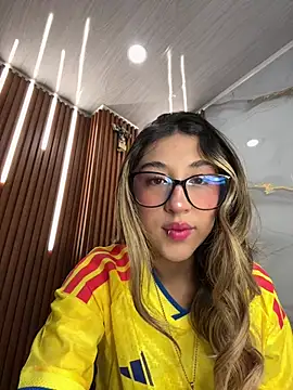 isa sweet1  online show from June 17, 2026, 11:20 am