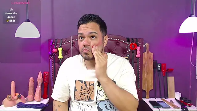 -AlejandroT- online show from May 24, 2026, 12:10 am