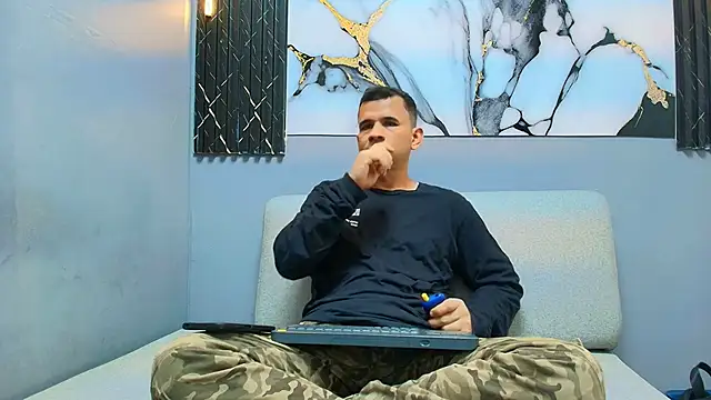 matthew white2 online show from May 22, 2026, 7:23 pm