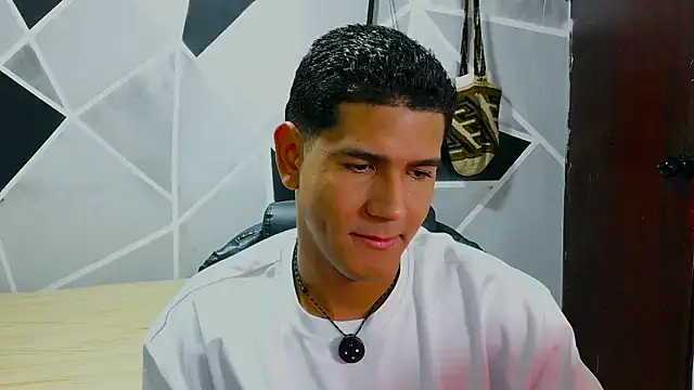 Snapshot of _juanacock_ chatting on June 13, 2026, 12:03 pm juanacock online show from June 13, 2026, 12:03 pm
