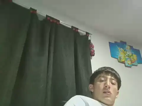 Snapshot of alejolion chatting on May 29, 2026, 3:01 am alejolion online show from May 29, 2026, 3:01 am