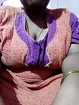 Snapshot of malluaunty451 chatting on June 11, 2026, 9:23 pm malluaunty451 online show from June 11, 2026, 9:23 pm