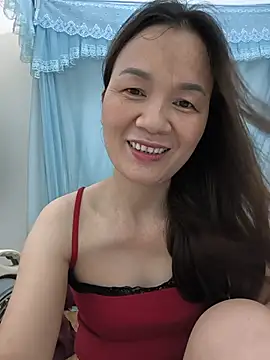 Snapshot of Lye_lovely chatting on July 7, 2026, 4:26 am Lye lovely online show from July 7, 2026, 4:26 am