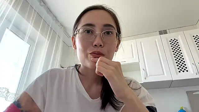 Snapshot of VickieTrudo chatting on July 14, 2026, 11:27 am VickieTrudo online show from July 14, 2026, 11:27 am