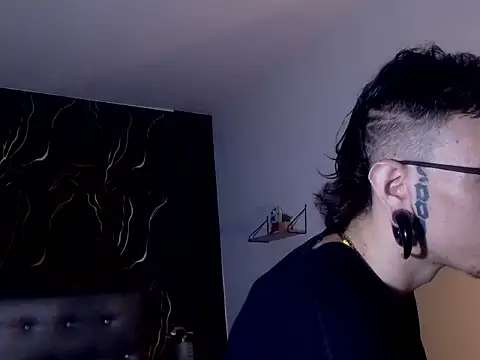 Snapshot of Ryan_Owenss chatting on June 27, 2026, 3:56 am Ryan Owenss online show from June 27, 2026, 3:56 am