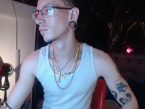 Snapshot of Ryan_Owenss chatting on May 30, 2026, 4:19 am Ryan Owenss online show from May 30, 2026, 4:19 am