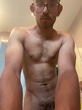 Snapshot of hornyplrfhh chatting on June 19, 2026, 1:06 pm hornyplrfhh online show from June 19, 2026, 1:06 pm