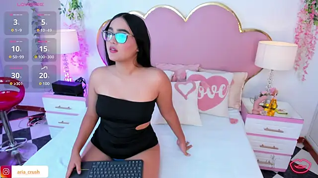 KaylaDavies online show from May 27, 2026, 8:16 pm
