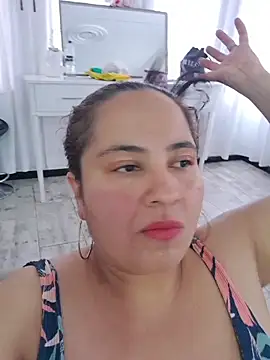 Snapshot of JadeBellee chatting on May 29, 2026, 6:58 pm JadeBellee online show from May 29, 2026, 6:58 pm