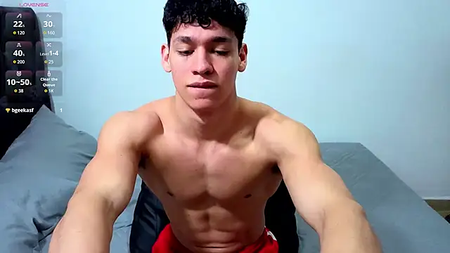 Snapshot of Luke_Muscle chatting on June 28, 2026, 1:01 am Luke Muscle online show from June 28, 2026, 1:01 am
