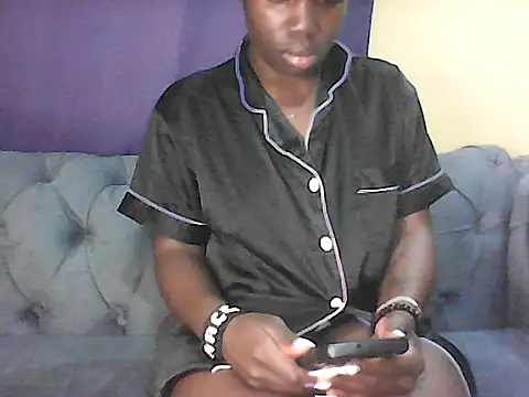 Snapshot of Hott_tash chatting on June 15, 2026, 2:28 pm Hott tash online show from June 15, 2026, 2:28 pm