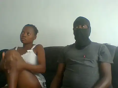 Snapshot of TonnyAmellia chatting on June 12, 2026, 7:50 am TonnyAmellia online show from June 12, 2026, 7:50 am