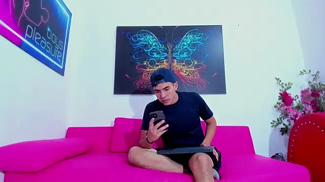 Snapshot of Khody_sweet chatting on May 28, 2026, 3:25 am Khody sweet online show from May 28, 2026, 3:25 am