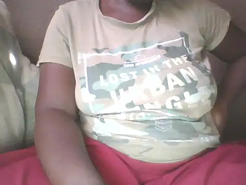 Snapshot of Vegas6l chatting on July 28, 2026, 12:34 pm Vegas6l online show from July 28, 2026, 12:34 pm