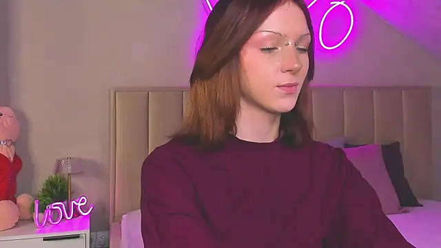 Snapshot of Nelly-May chatting on July 6, 2026, 9:16 am Nelly-May online show from July 6, 2026, 9:16 am