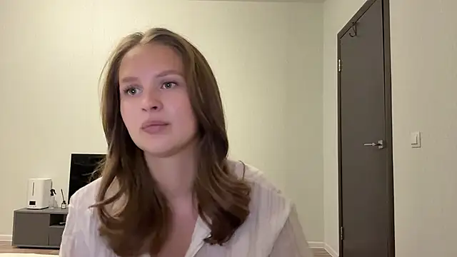 Snapshot of Beverly_Smith chatting on June 10, 2026, 6:42 pm Beverly Smith online show from June 10, 2026, 6:42 pm
