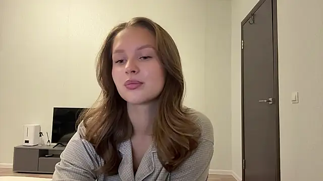 Snapshot of Beverly_Smith chatting on June 9, 2026, 5:25 pm Beverly Smith online show from June 9, 2026, 5:25 pm